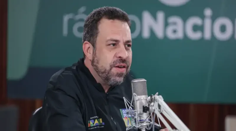 Acabar com a escala 6×1 é prioridade do governo, afirma Boulos