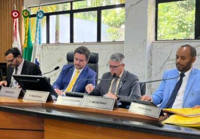 Câmara de Itabira debate inovação na iluminação pública e reforço na saúde em reunião desta terça