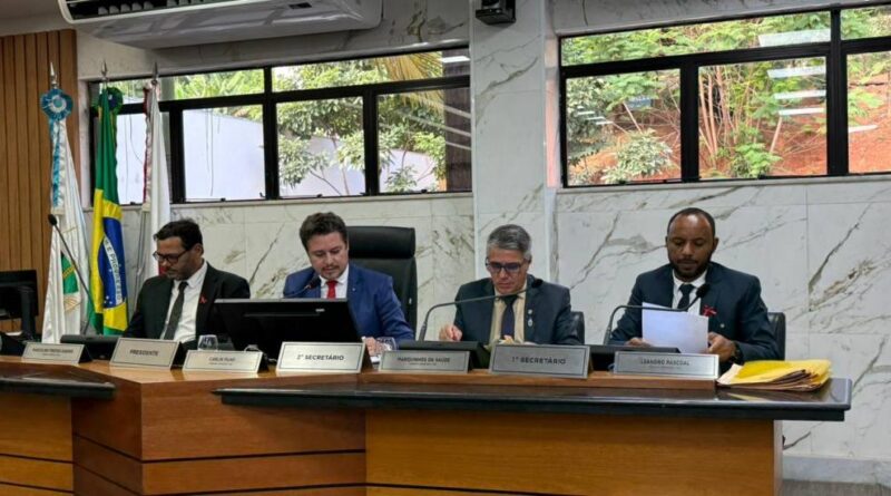 Câmara de Itabira aprecia projetos de impacto administrativo, inclusão social e infraestrutura urbana durante reunião ordinária