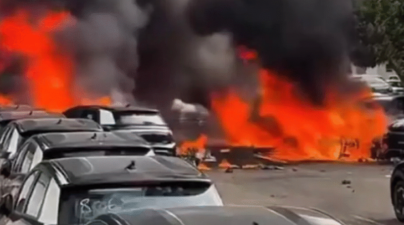 Colisão entre helicópteros deixa seis mortos e provoca incêndio na Zona Oeste do Rio