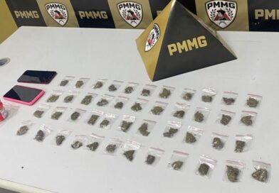 Jovem de 18 anos é preso por tráfico de drogas no bairro Fênix, em Itabira