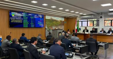 Câmara de Itabira realiza 25ª Reunião Ordinária com votação sobre IPTU, homenagens e ações voltadas à educação e prevenção de riscos Câmara de Itabira realiza 25ª Reunião Ordinária com votação sobre IPTU, homenagens e ações voltadas à educação e prevenção de riscos