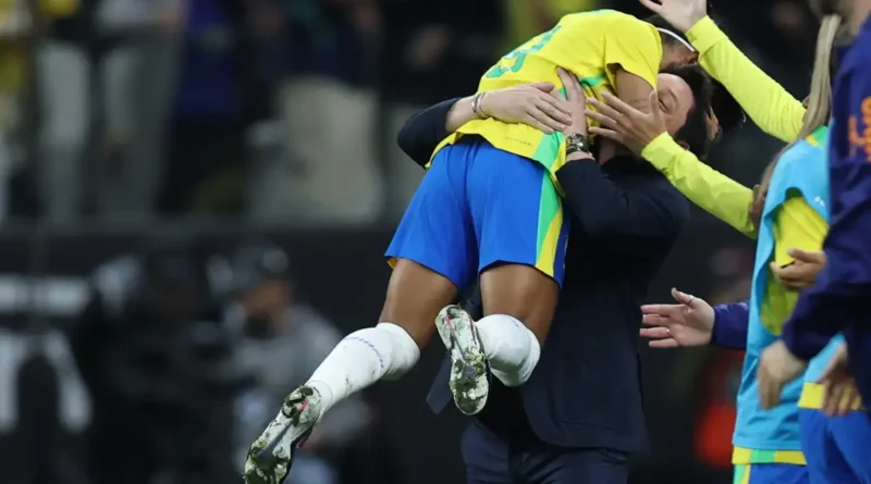 Arthur Elias aprova logística em caminho do Brasil na Copa Feminina