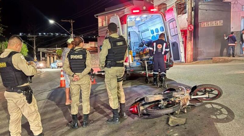 Acidente no bairro Água Fresca termina com menor apreendido e motociclista ferida