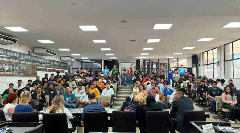 Agosto Lilás promove reflexão sobre masculinidade e enfrentamento à violência contra a mulher em Itabira