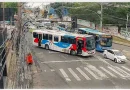 Criminosos usam ônibus em barricadas contra operação policial no Rio