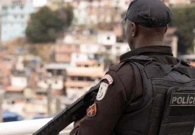 PM ocupa cinco comunidades do Complexo de Israel, no Rio