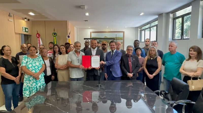Câmara Municipal realiza 31ª Reunião Ordinária com destaque para melhorias urbanas e políticas para mulheres